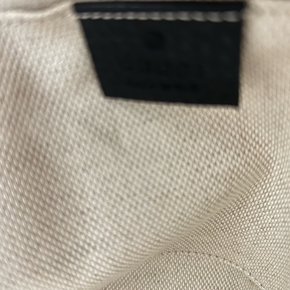 🔥 SOLD 🔥 Authentic Gucci Leather Soho Backpack - Like New - Picture 10 of 10
